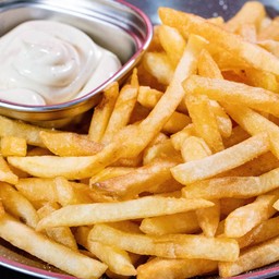 เฟรนช์ฟรายด์ ซอสเห็ดทรัฟเฟิล