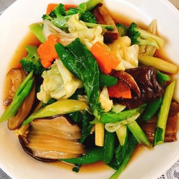 ผัดผักรวมน้ำมันหอย