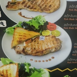 สเต็กหมูซอสสไปซี่