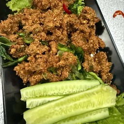 ลาบหมูทอด