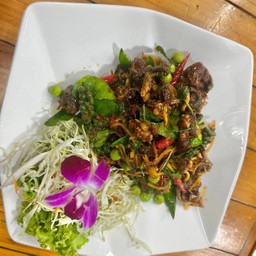 ผัดฉ่ากบทอด