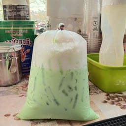 กาแฟโบราณ ริมบึงหนองใหญ่