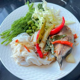 ขนมจีนน้ำยาปลาร้าปลาดุก