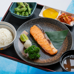 ปลาแซลมอนย่าง