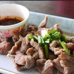 ลวกจิ้มเนื้อ(ไม่สุกมาก)