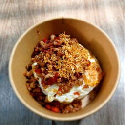 ข้าวไก่สับคั่วพริกเกลือ