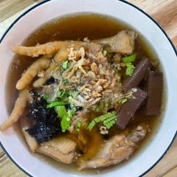 ก๋วยจั๊บพลสุวรรณ ตลาดจัมโบ้ รังสิตคลอง3