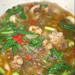 แกงไก่ใส่วุ้นเส้น