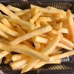 เฟรนฟรายราดซอสมะเขือเทศ