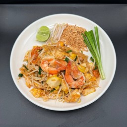 ผัดไทยกุ้งสด