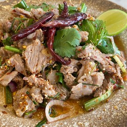 ลาบเนื้อ