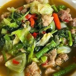 แกงอ่อมหมู