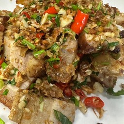 หมูกรอบพริกเกลือ