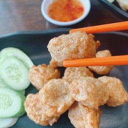 ลูกชิ้นกุ้งทอดแบบไร้น้ำมัน (ใช้เวลาเตรียม 8 นาที)