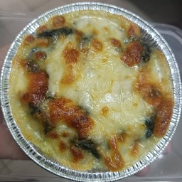 ผักโขมอบชีส