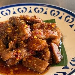 หมูคลุกฝุ่น