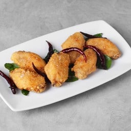 ปีกไก่ทอดทอดเกลือ 6 ชิ้น
