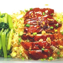 บะหมี่เป็ดย่าง แถมโค้ก 1ขวด