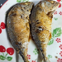 ปลาทูทอด 2ตัว