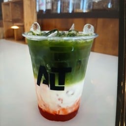 ชาเขียวนมสดสตอเบอรรี่