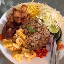 ข้าวคลุกกะปิ เห็ดทอด