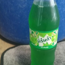 มิรินด้าเขียว
