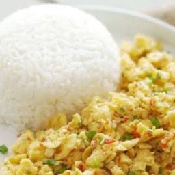 ข้าวไข่คั่วบุฟเฟ่ต์