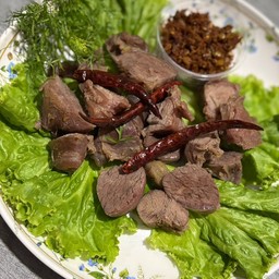 จิ้นนึ่งน้ำพริกข่า