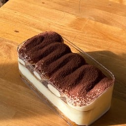 FRESH TIRAMISU
