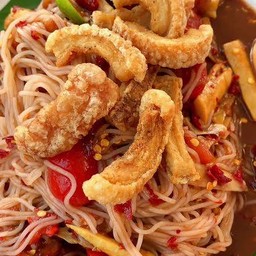 ตำซั่วใส่แคบหมู