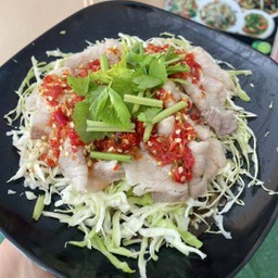 หมูสามชั้นสะดุ้ง