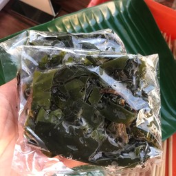 สากร่ายวากาเมะ