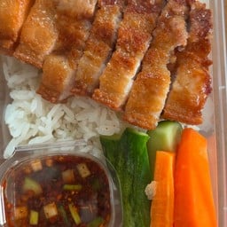 ร้านคอหมูย่าง by บ้านกะเพรา