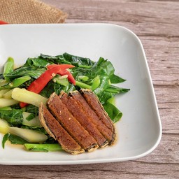 คะน้าผัดปลาเค็มเจ (กับข้าว)