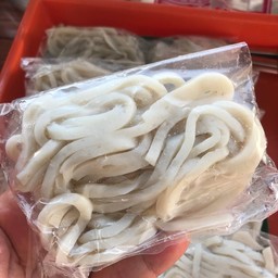 เส้นปลาสายฝน