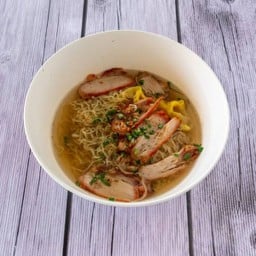 บะหมี่+เกี๊ยว (น้ำ) หมูแดง