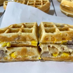 วาฟเฟิลข้าวโพด เผือก