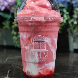 Strawberry Smoothie Yogurt