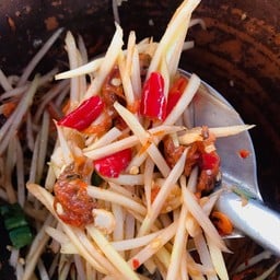 ตำหอยดอง