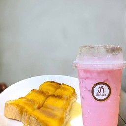 นมชมพู + ขนมปังปิ้ง