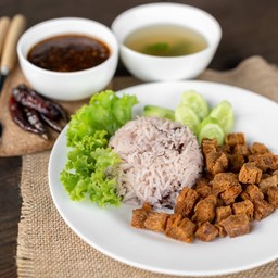 ข้าวหมูกรอบ