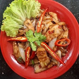 หมูสามชั้นผัดกะปิ (กับข้าว)