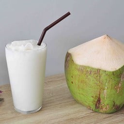 มะพร้าวนมสดปั่น