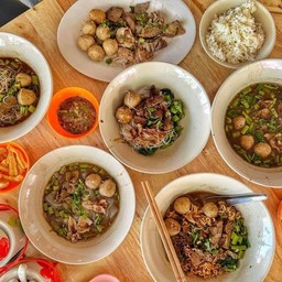 ลวกจิ้มหมู