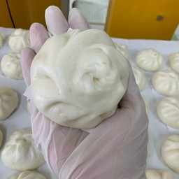 ซาลาเปาไส้หมูสับ