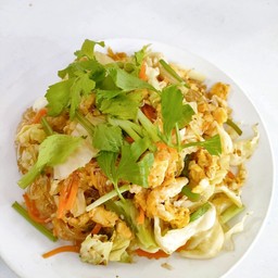 ผัดวุ้นเส้นกะหล่ำปลีกุ้ง