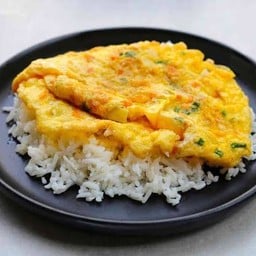 ข้าวไข่เจียว ไข่ข้น ที่จริงใจ ลาดพร้าว 101