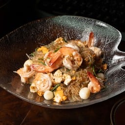 ผัดวุ้นเส้นชะอมกุ้ง