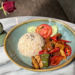 Vegan Stir-Fried Soy Chicken in Organic Black Pepper on Rice