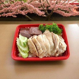 มั่งมี  ข้าวมันไก่สไตล์ไทย ม.ธรรมศาสตร์รังสิต
